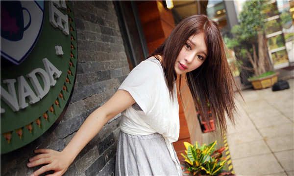 永胜想找一个女性生孩子给报酬-｛找个女人生孩子多少钱｝